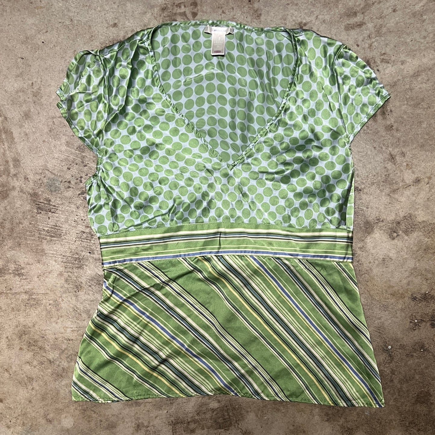 (M) old navy perfect fit silk top