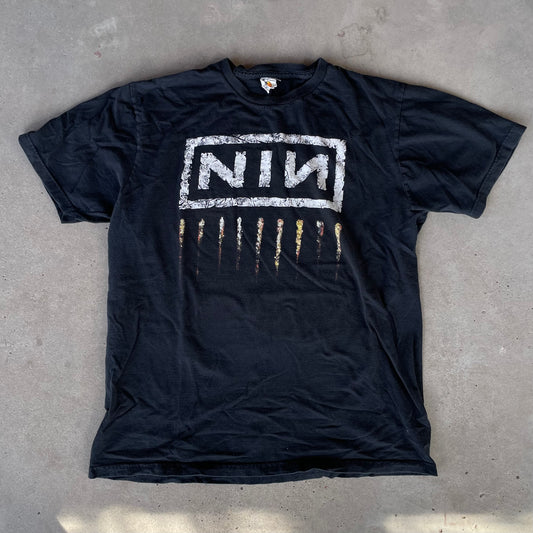 (XL) Y2k NIN band tee