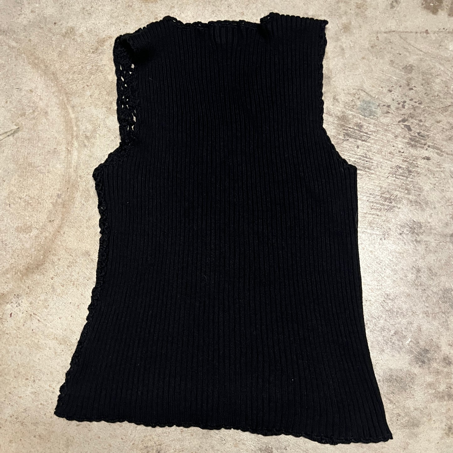 (petite M) worthington semi sheer knit tank