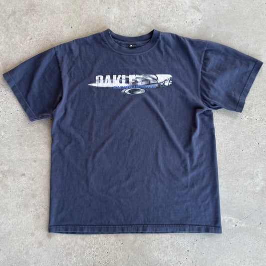 (L) Oakley racing tee