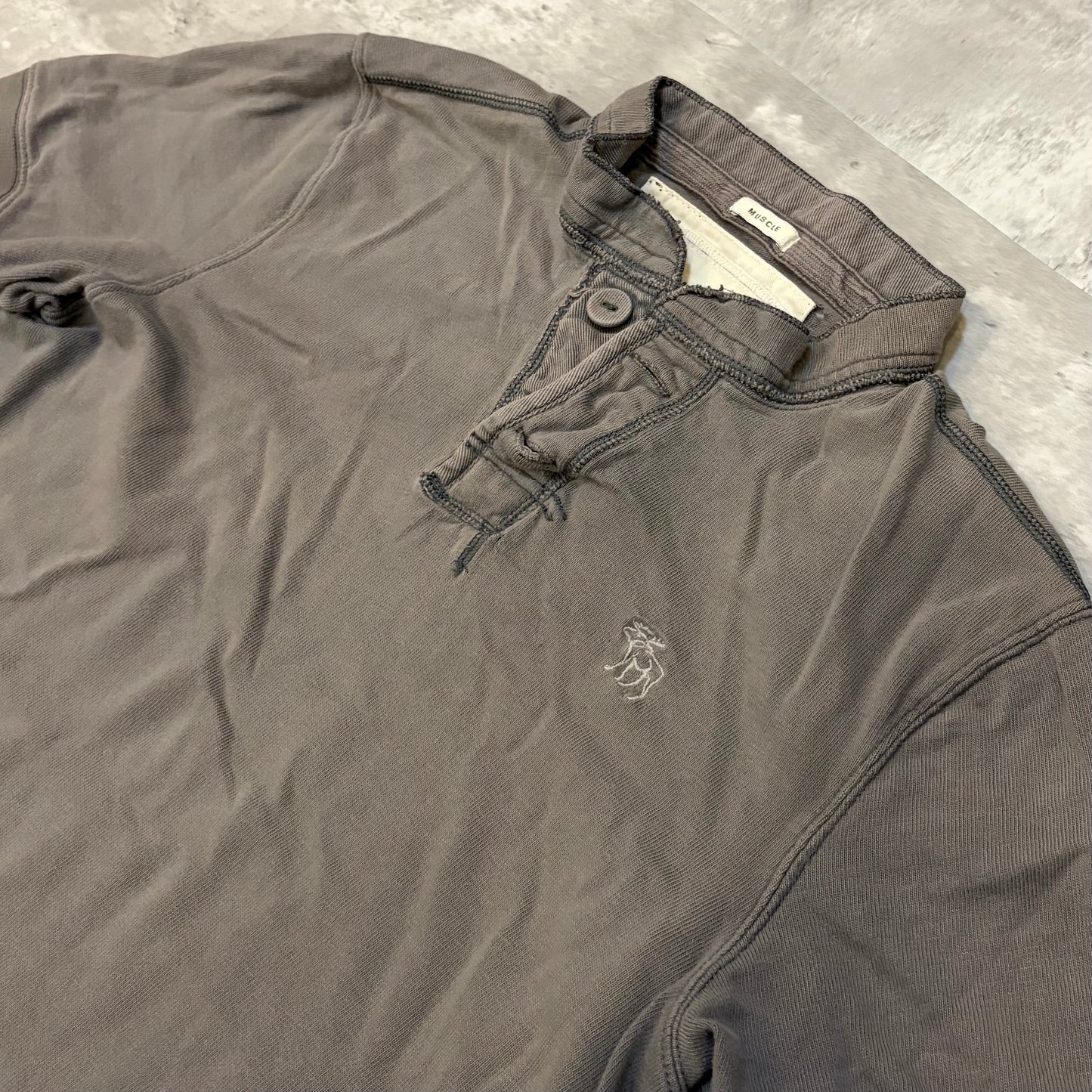 (M) Abercrombie & fitch grey muscle tee