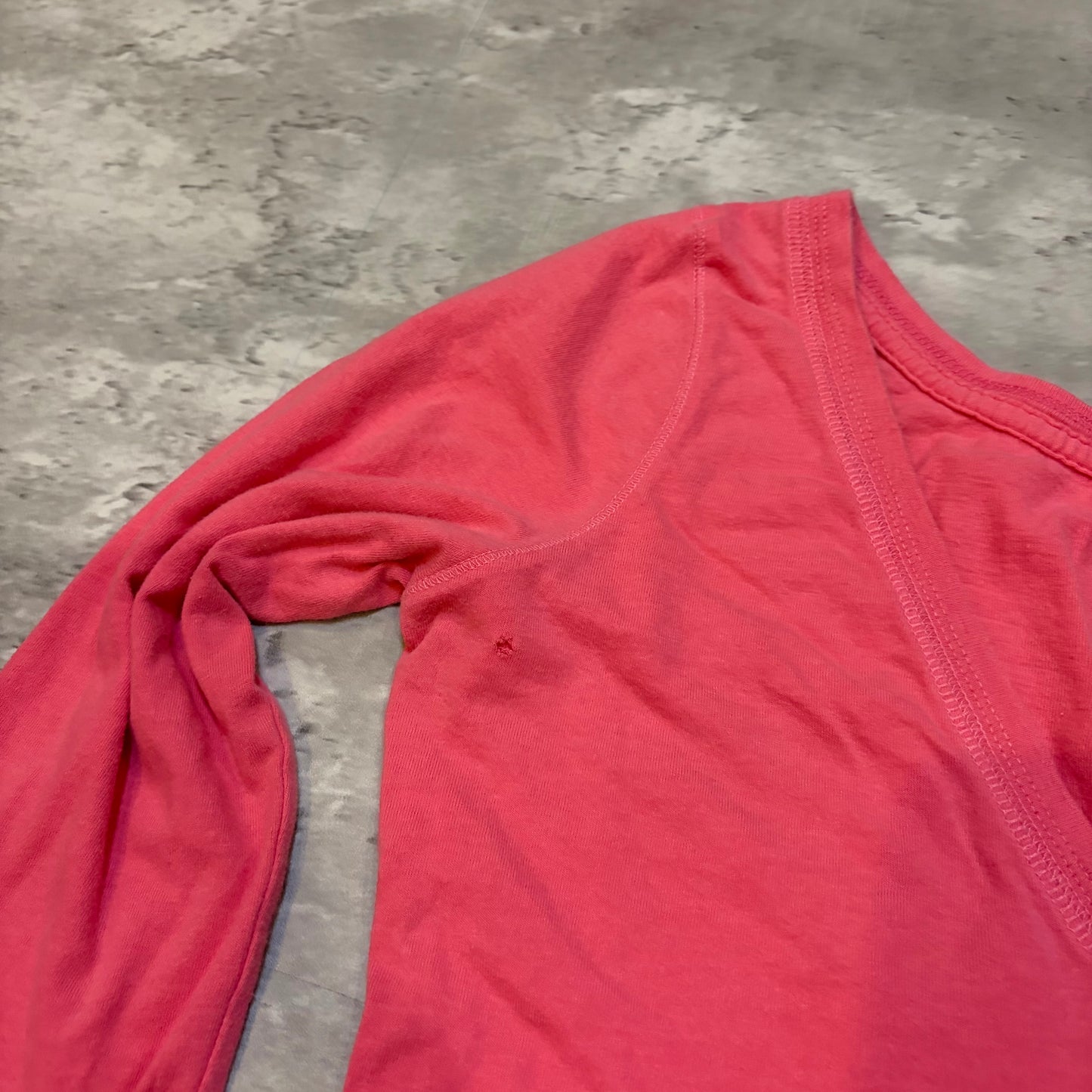 (S) ladies Hollister pink v-neck long sleeve