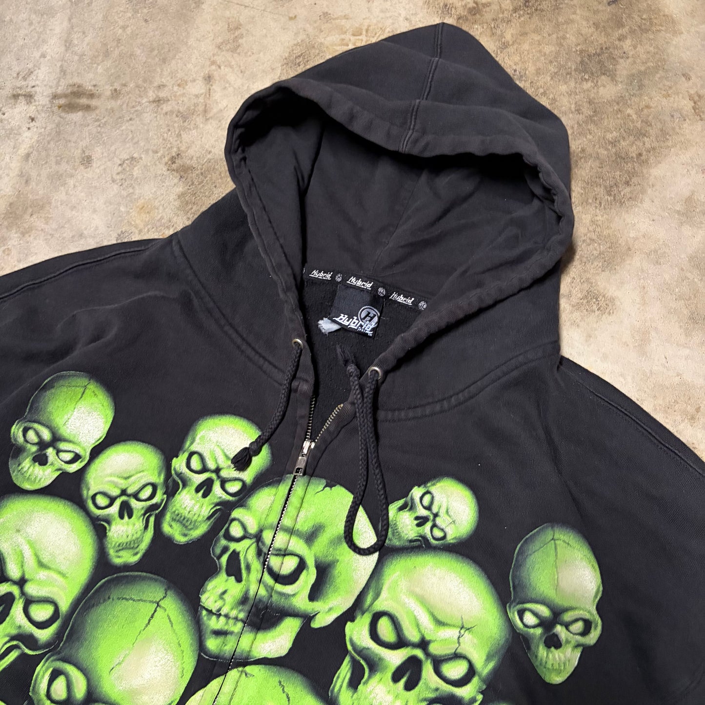 (2XL) Hybrid Skulls hoodie