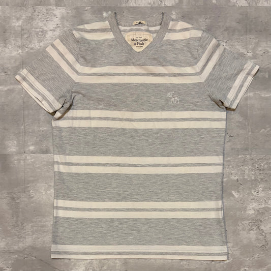 (M) Abercrombie & fitch striped muscle v-neck