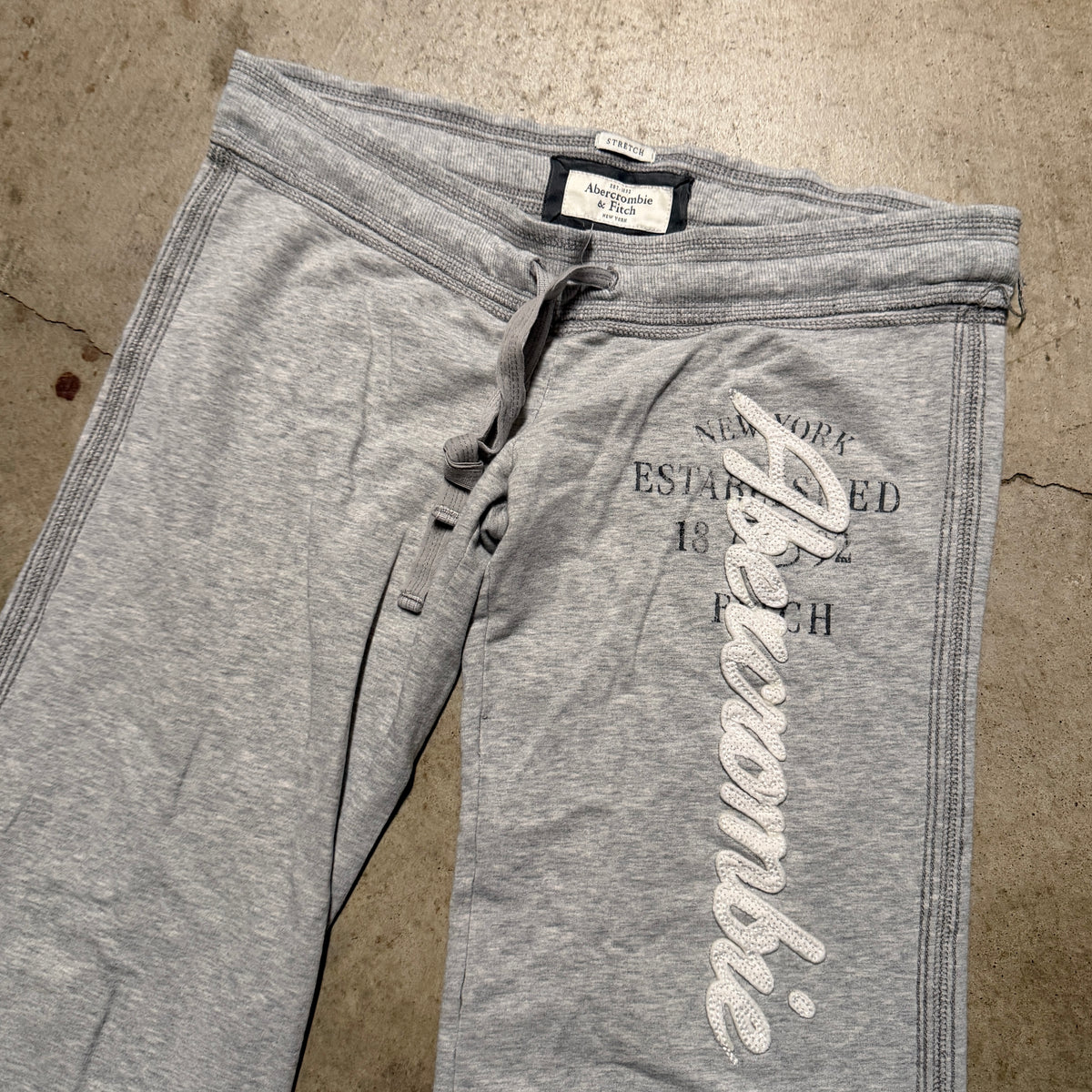 (XS) ladies Abercrombie & fitch grey flare sweatpants
