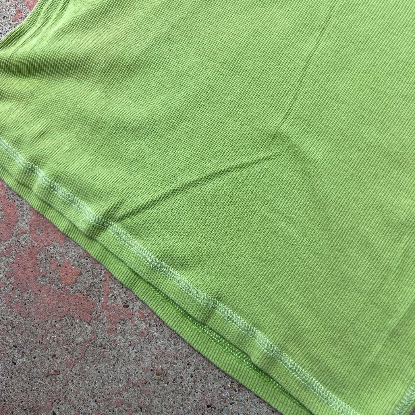 (L) Hollister green button top