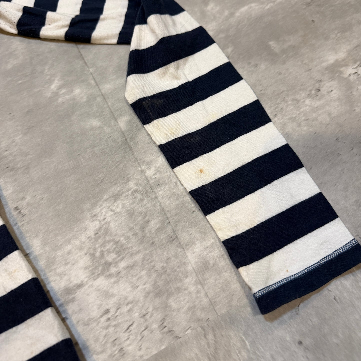 (M) ladies hollister navy striped n-neck long sleeve