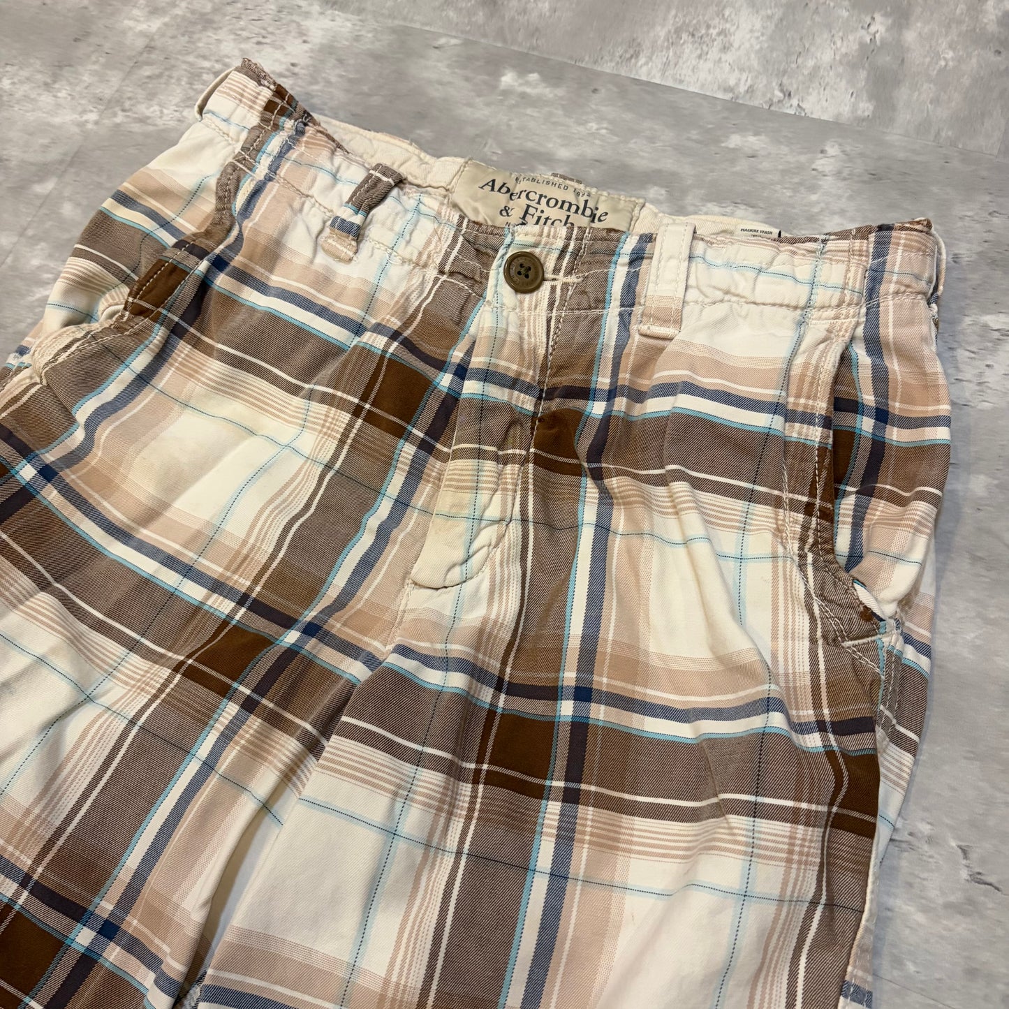 (30) Abercrombie & fitch plaid shorts