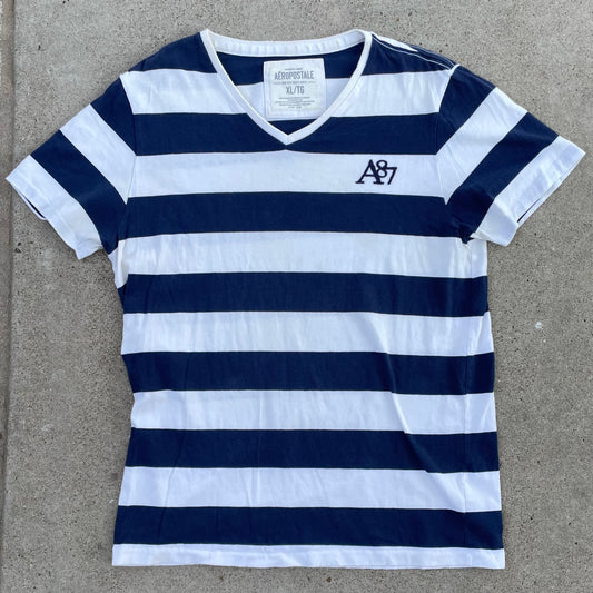 (XL) Aeropostale striped v-neck tee